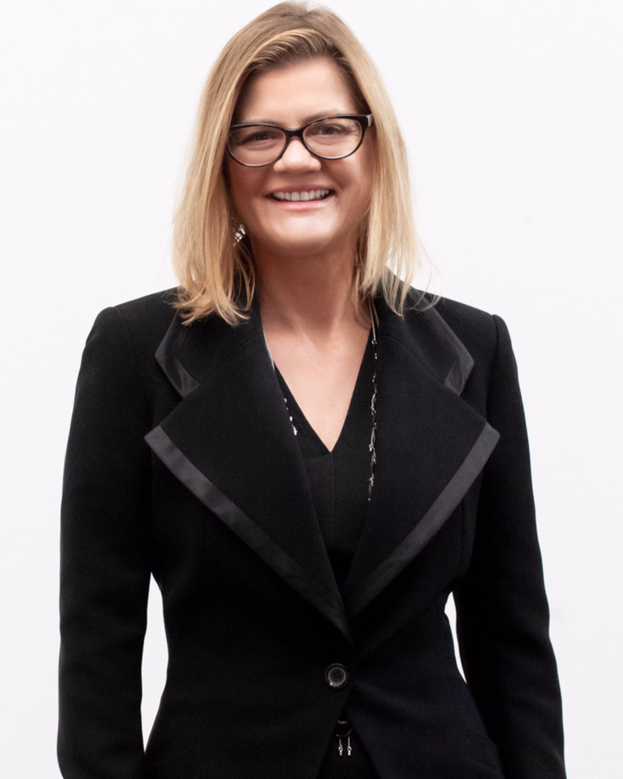 Dr Christiane Hanay Jury European Natural Beauty Awards
